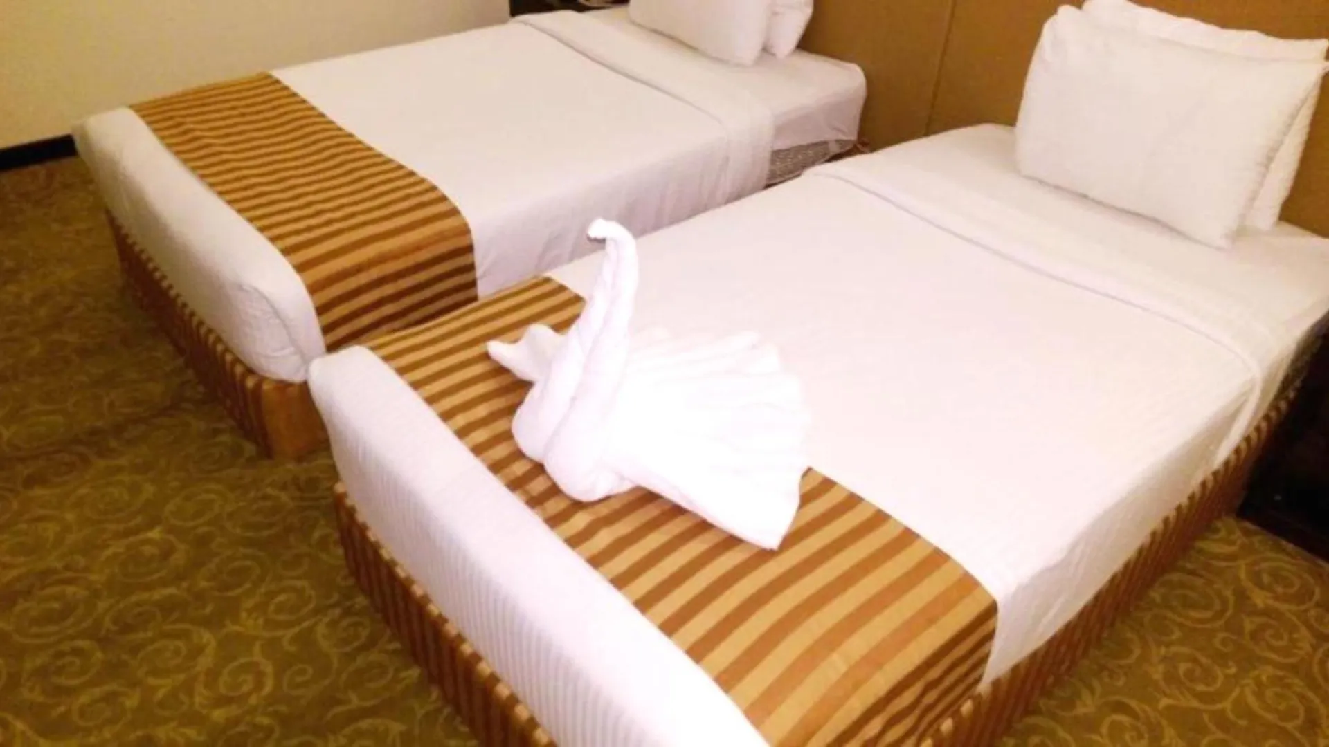 Aryana Hotel Sharjah 4*,
